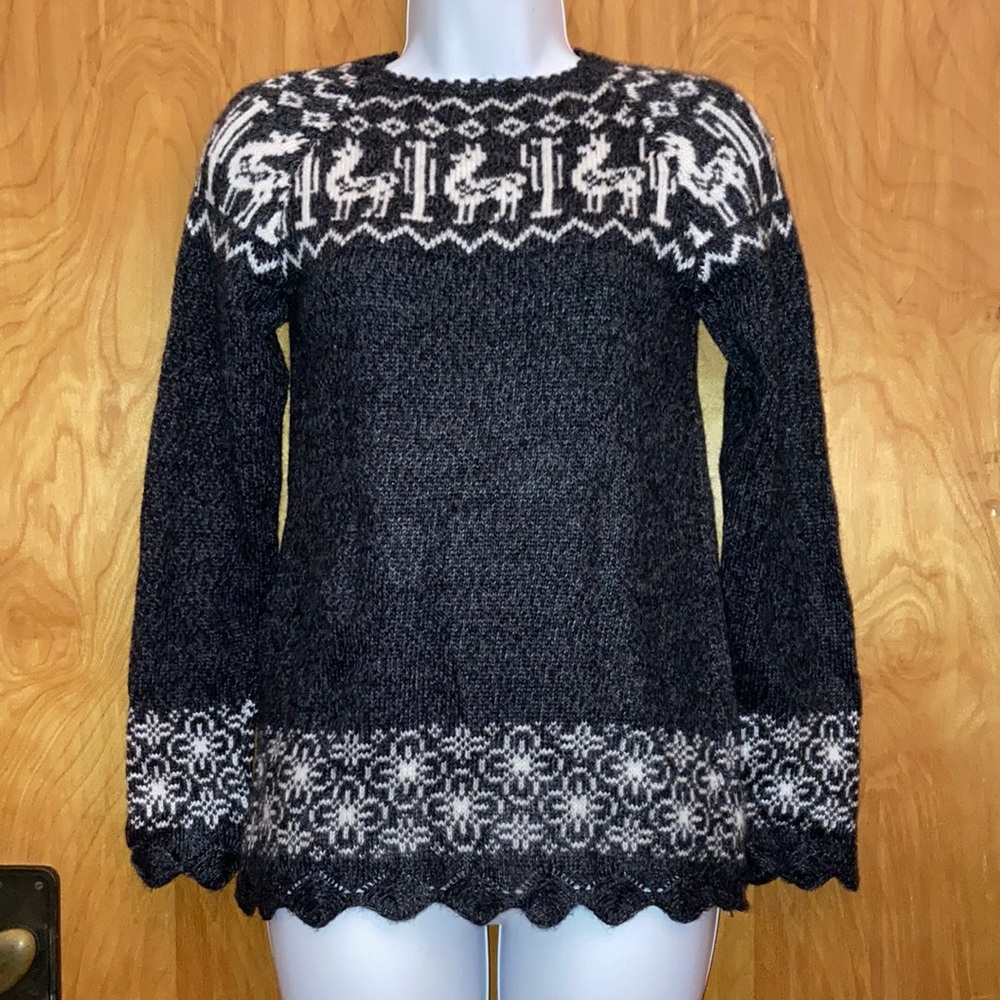 Creaciones Abieli E.I.R.L. Dark Gray Alpaca Sweater Size XS/S NWT